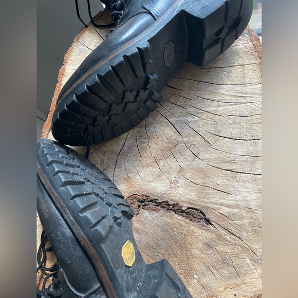 Red Wing Steel Toe Boot - Picture 4 of 9